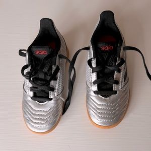 Adidas Sala Silver Boys Tie Shoes.